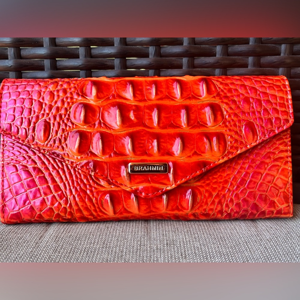 NWT Brahmin Veronica in FLAME Trifold Wallet